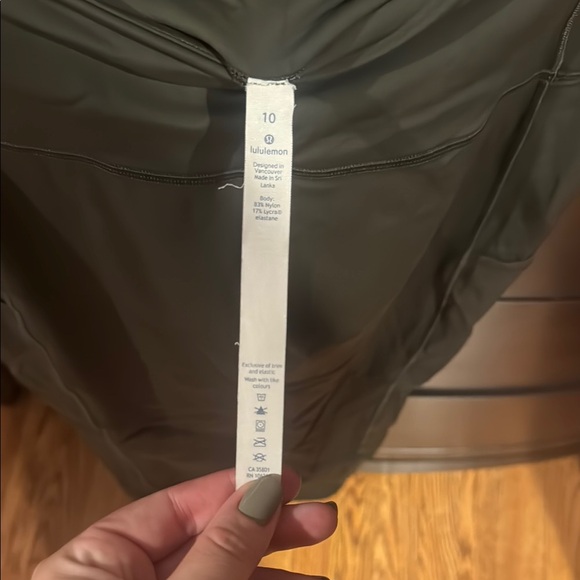 Lululemon Olive Green Leggings - Picture 3 of 4